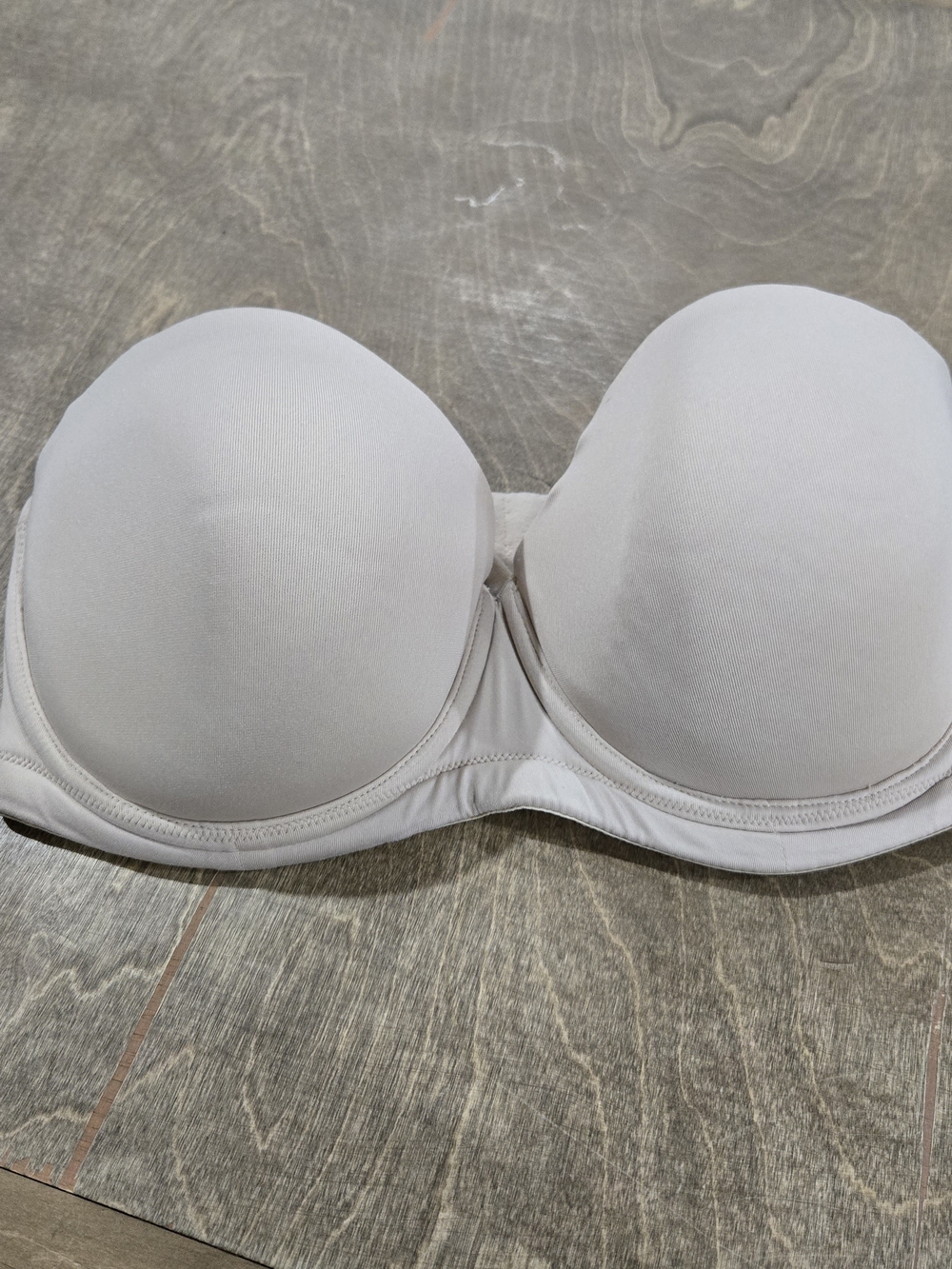 Wacoal Strapless Padded Smooth T Shirt Bra Beige Underwire Size 36DD